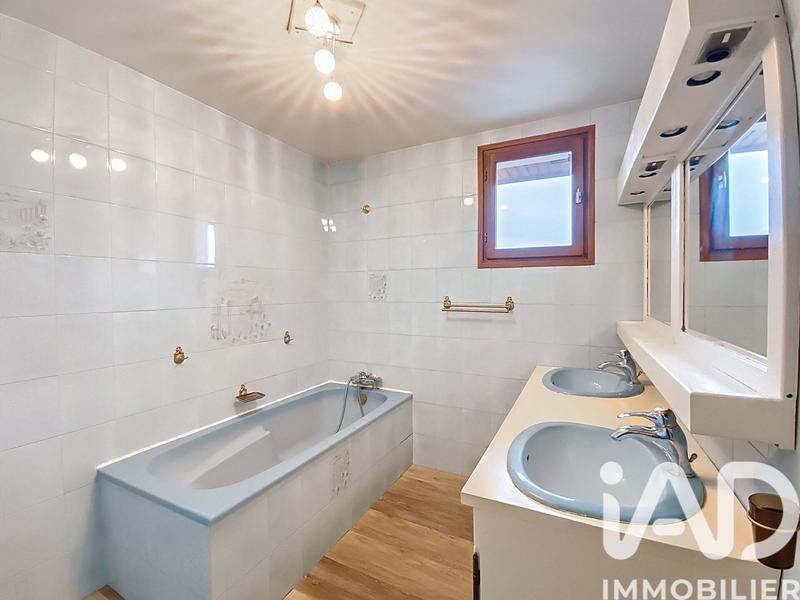 Maison - 135 m² - 5 pièces