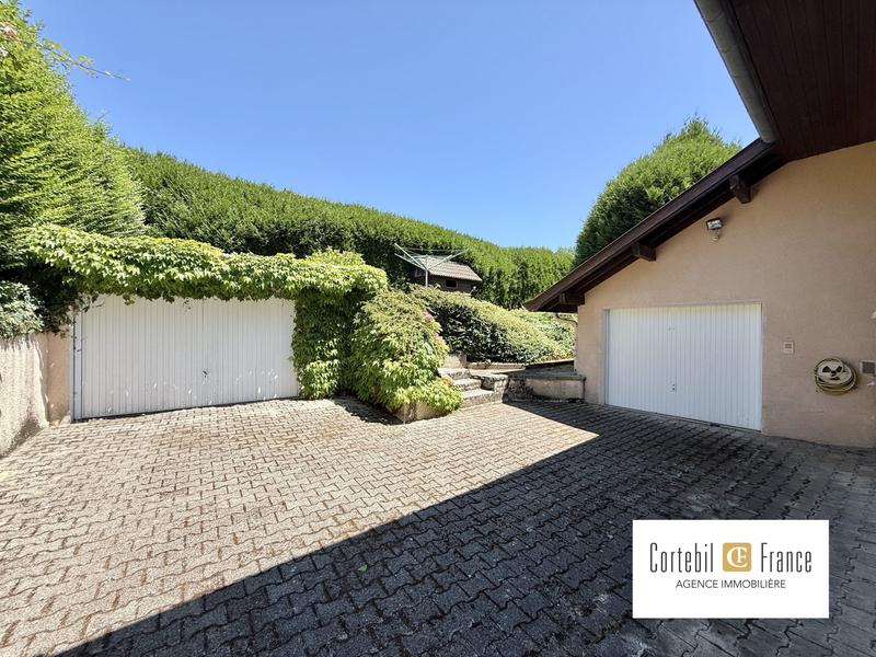 Maison - 142 m² - 7 pièces