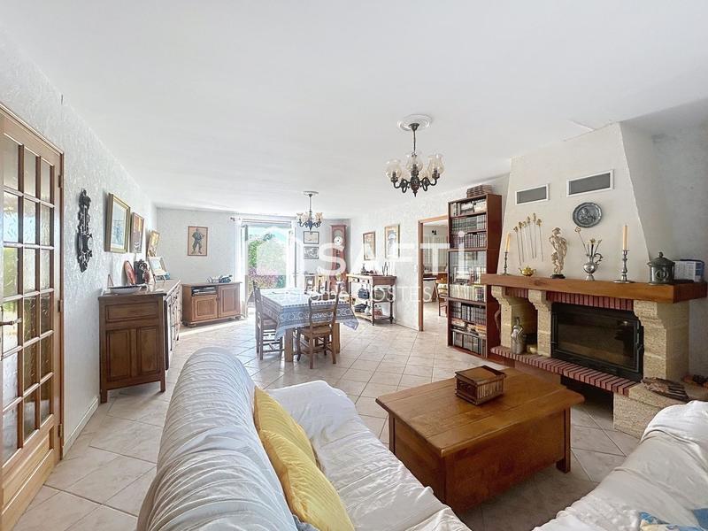 Maison - 146 m² - 5 pièces