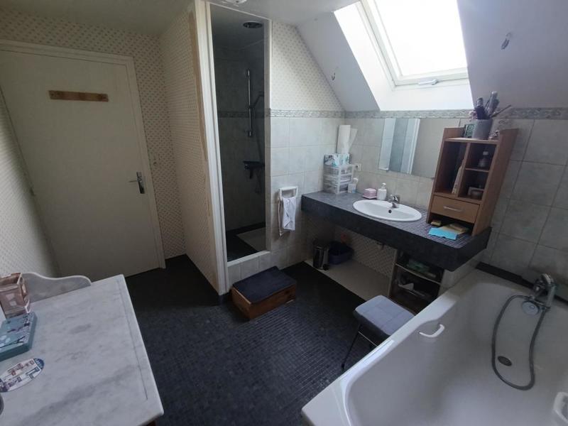 Maison - 261 m² - 11 pièces