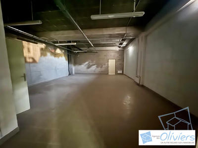 Appartement - 80 m² - 1 pièce