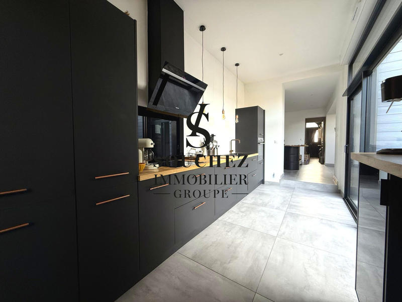 Maison ancienne - 180 m² - 7 pièces