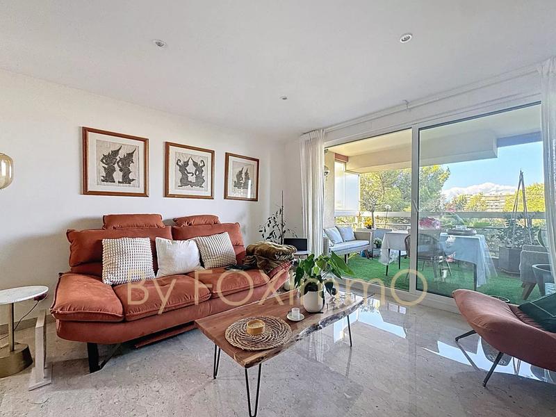 Appartement - 97 m² - 4 pièces