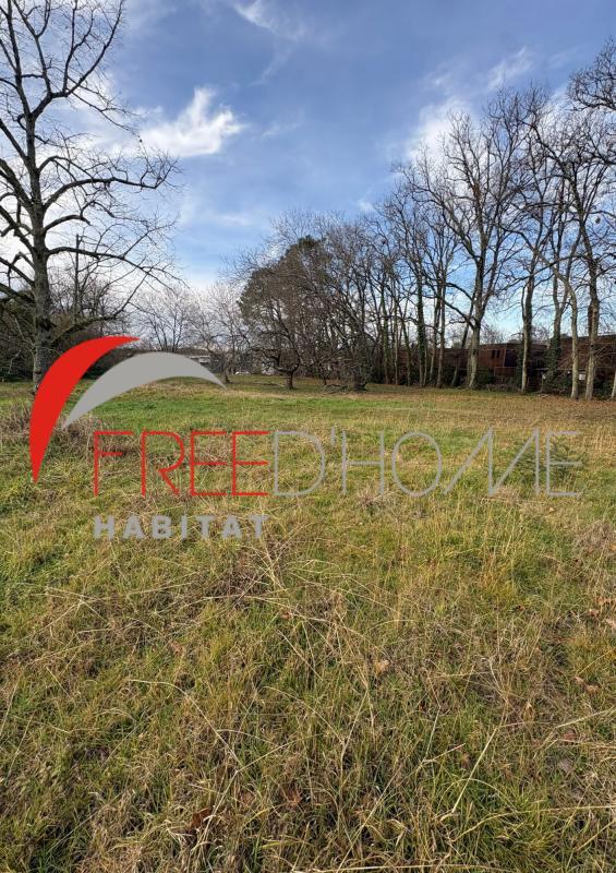 Terrain constructible - 450 m²