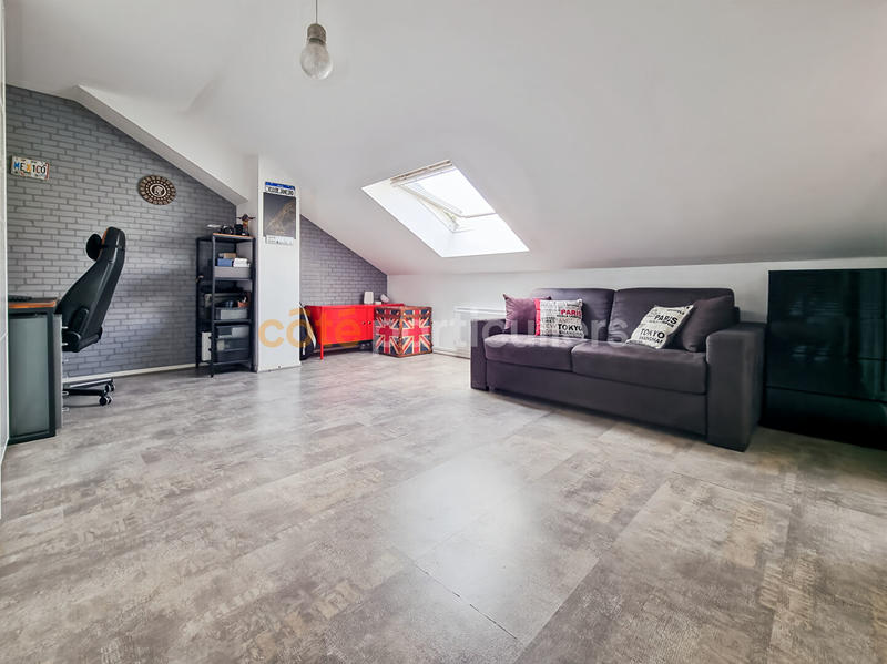 Appartement - 110 m² - 5 pièces