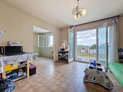 Appartement - 75 m² - 3 pièces