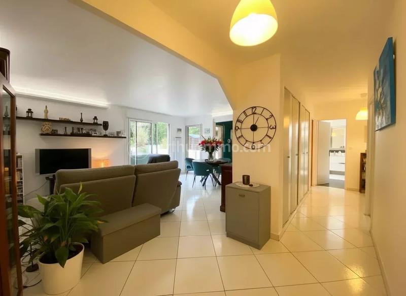 Appartement - 86 m² - 4 pièces