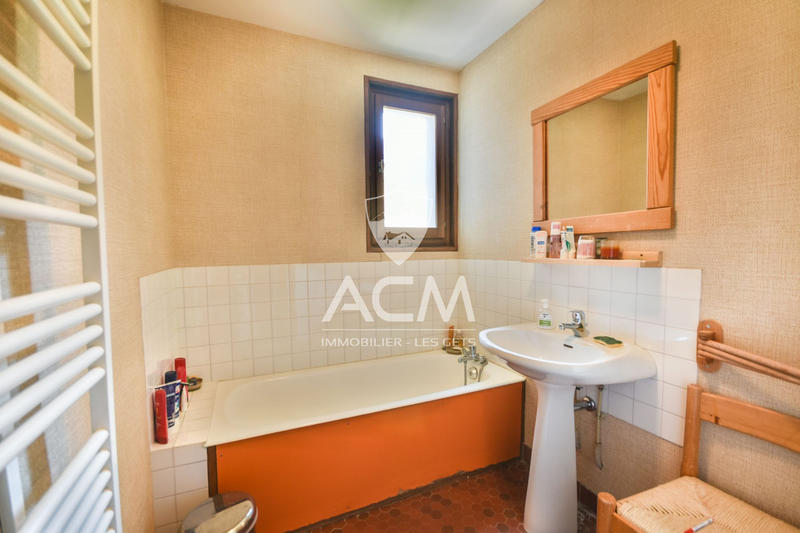 Appartement - 100 m² - 6 pièces