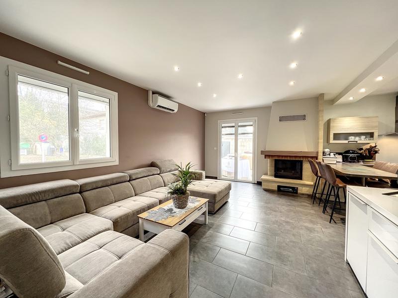 Maison - 147 m² - 6 pièces