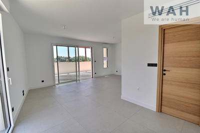 Appartement - 97 m² - 4 pièces