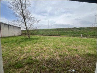 Local d'activités - 185 m²