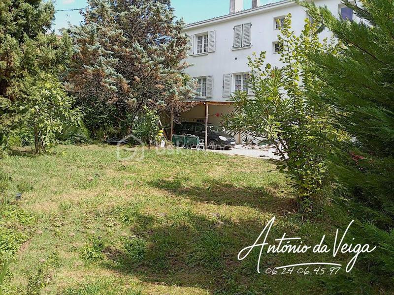 Immeuble - 286 m² - 7 pièces