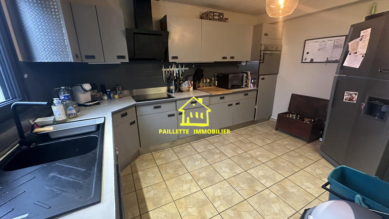 Maison - 95 m² - 5 pièces