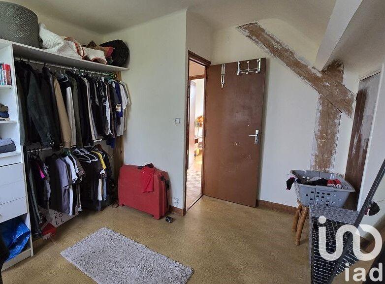 Maison - 121 m² - 7 pièces