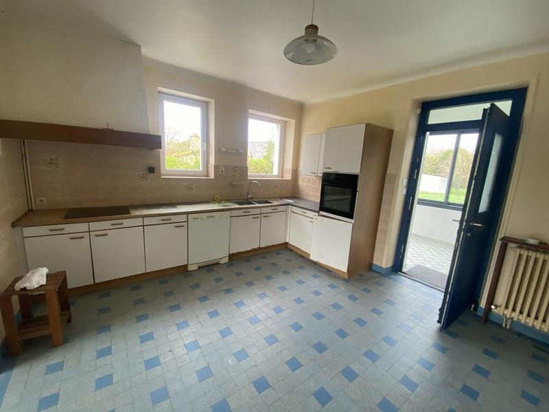 Maison - 275 m² - 7 pièces