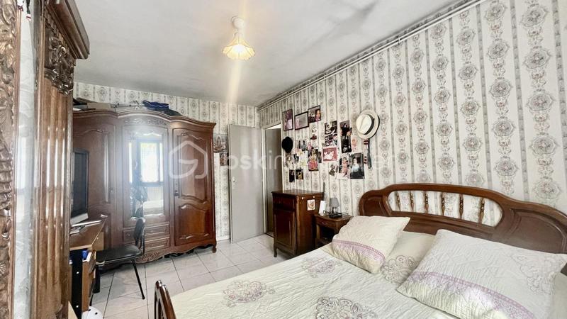 Maison traditionnelle - 97 m² - 5 pièces