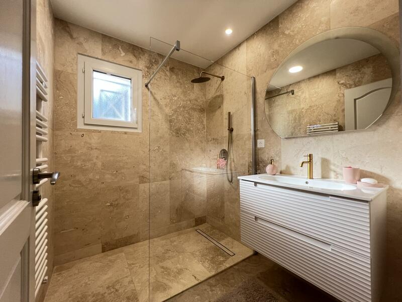 Villa - 230 m² - 7 pièces