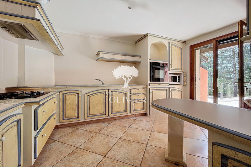 Villa - 172 m² - 5 pièces