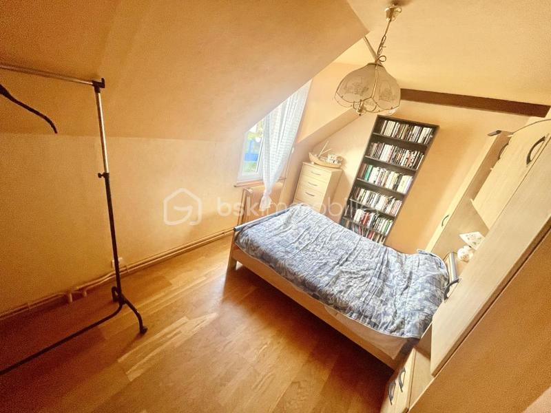 Maison - 181 m² - 6 pièces