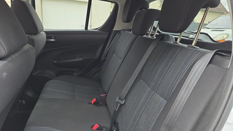 Suzuki Swift 1.2 Vvt 94 Casual Edition - Première main Toit ouvrant