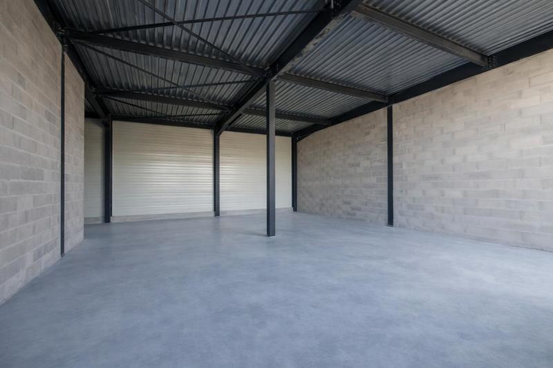 Entrepôt - 112 m²