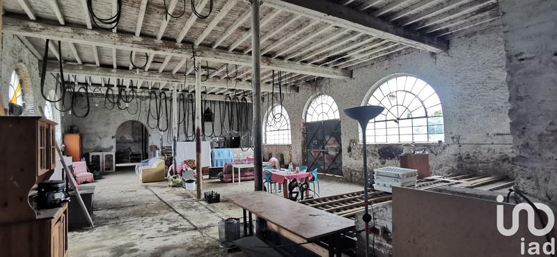 Ferme - 600 m² - 2 pièces