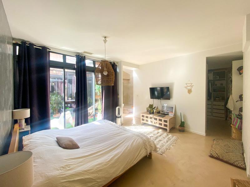 Atelier d'activités - 235 m² - 6 pièces