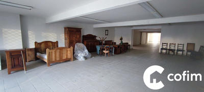 Local commercial - 285 m²