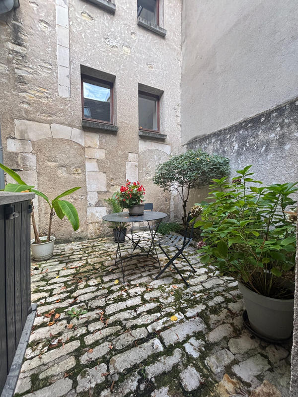 Maison - 212 m² - 6 pièces