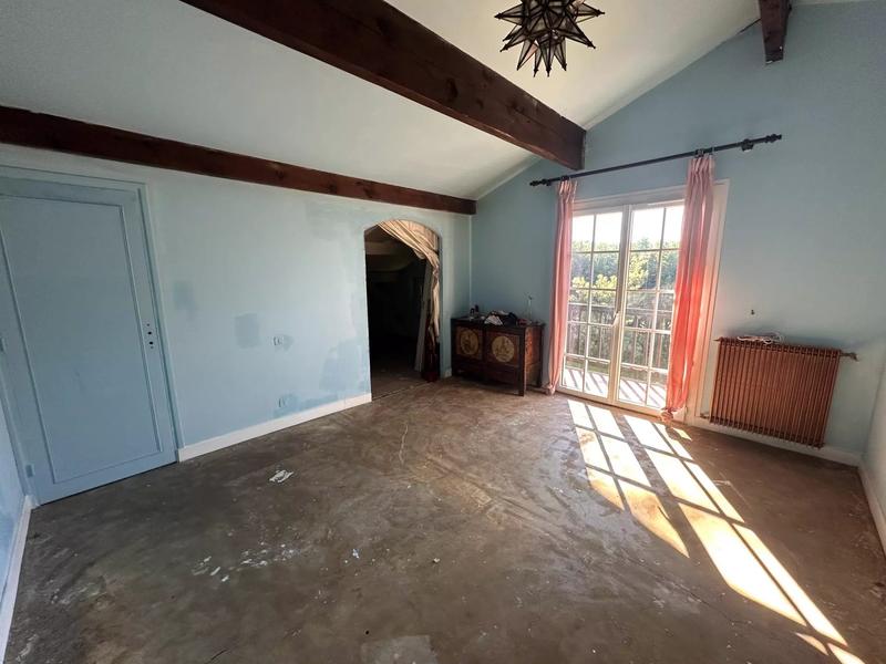 Maison - 180 m² - 8 pièces