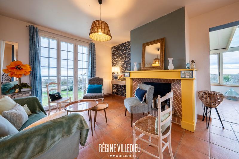 Maison - 159 m² - 6 pièces