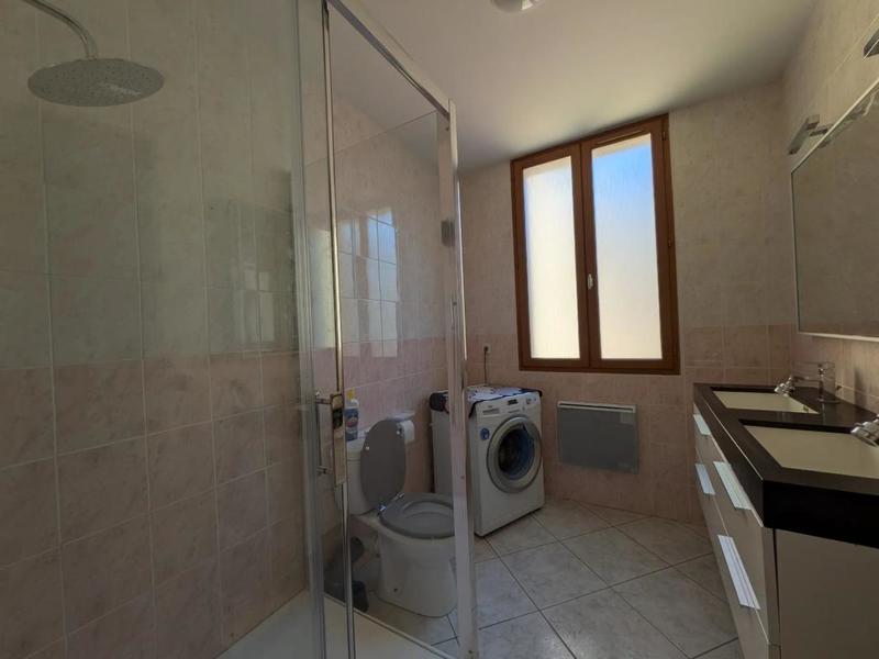 Appartement - 77 m² - 3 pièces