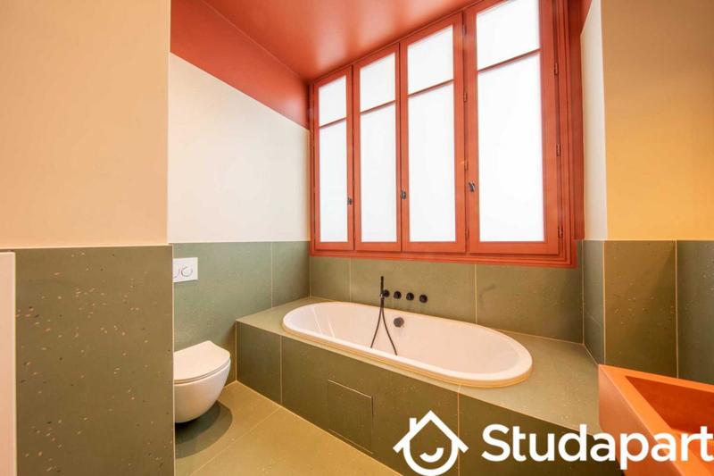 Appartement - 160 m² - 5 pièces