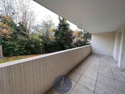 Appartement - 85 m² - 4 pièces