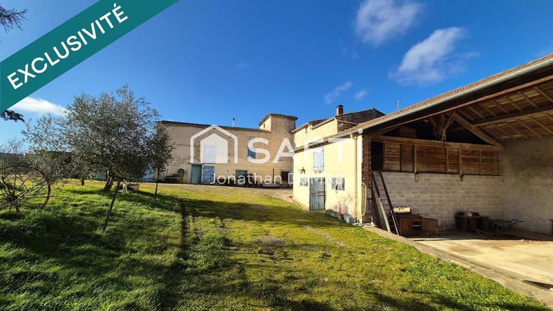 Maison - 195 m² - 12 pièces