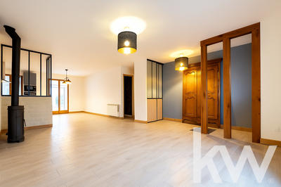 Maison - 87 m² - 4 pièces