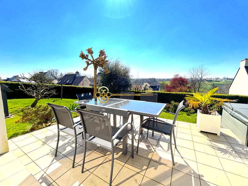 Maison - 174 m² - 6 pièces