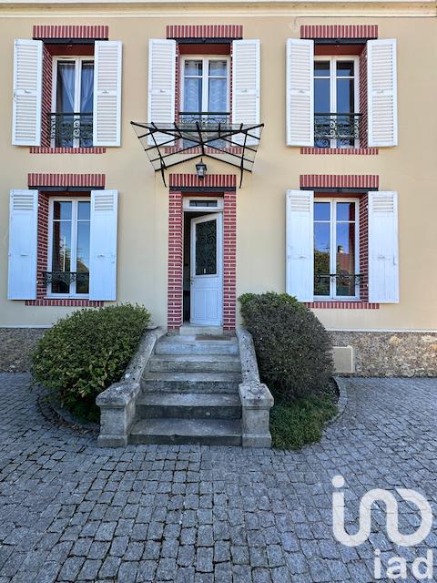 Maison - 187 m² - 8 pièces
