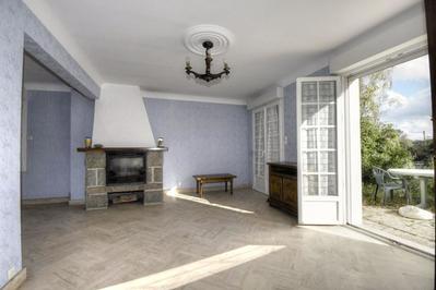 Maison - 121 m² - 6 pièces