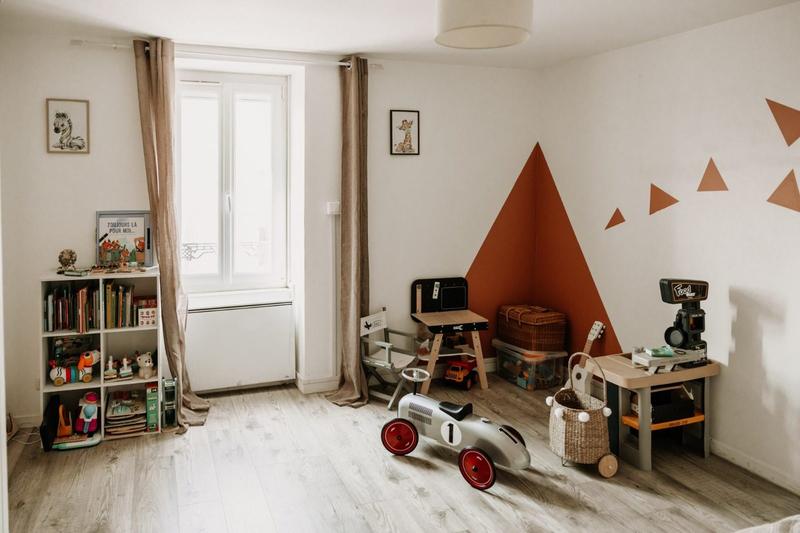 Maison ancienne - 242 m² - 8 pièces