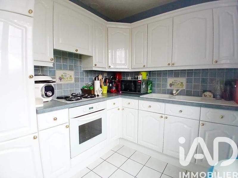 Maison - 83 m² - 4 pièces