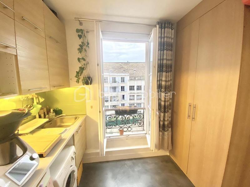 Studio - 14 m² - 1 pièce