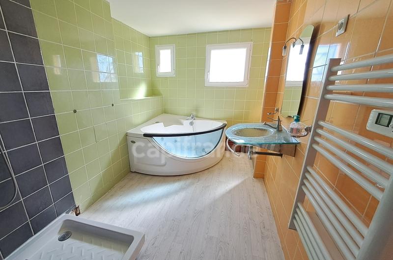 Maison - 150 m² - 7 pièces