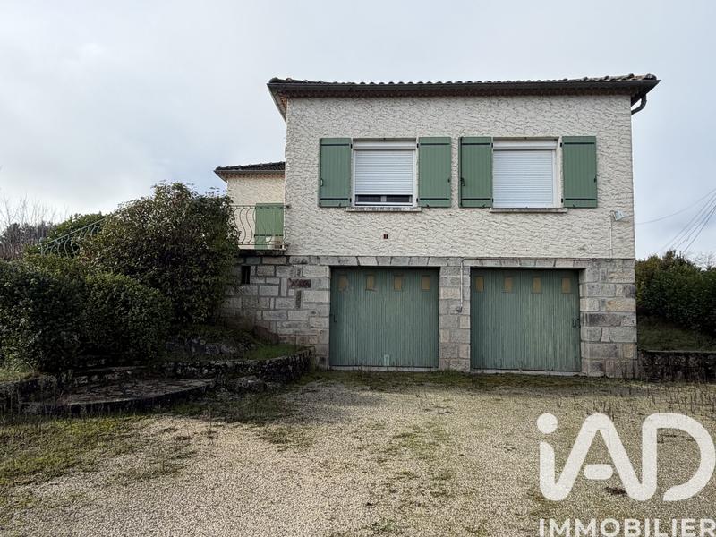 Maison - 102 m² - 7 pièces