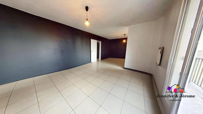 Appartement - 70 m² - 4 pièces