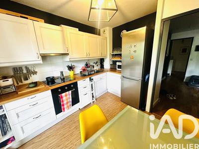 Appartement - 96 m² - 5 pièces