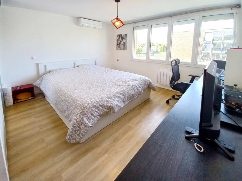 Maison - 144 m² - 7 pièces