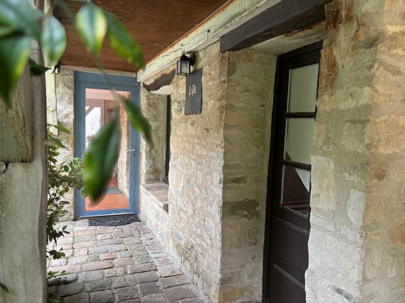 Maison ancienne - 546 m² - 23 pièces