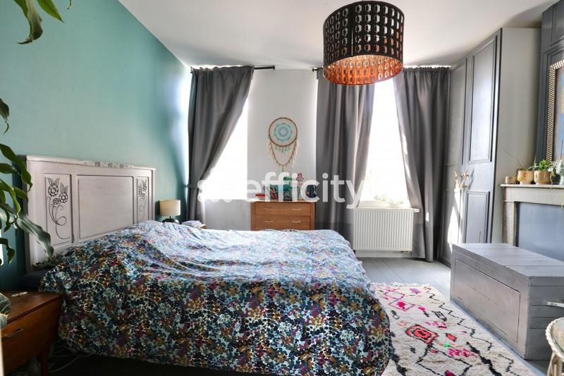 Maison - 128 m² - 5 pièces