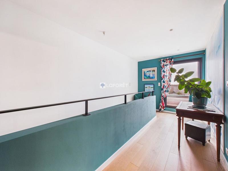 Maison - 186 m² - 5 pièces